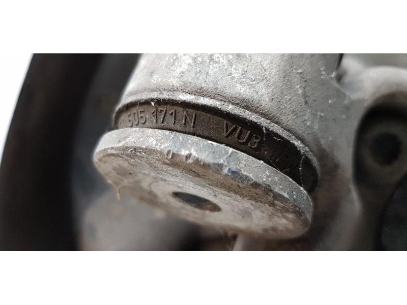 Recambio de mangueta trasera derecha para audi a8 (4e2) 4.0 tdi quattro referencia OEM IAM 4E0505436C  