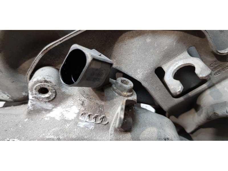 Recambio de mangueta trasera derecha para audi a8 (4e2) 4.0 tdi quattro referencia OEM IAM 4E0505436C  