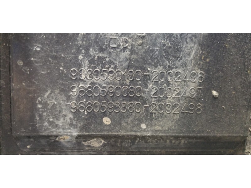 Recambio de panel frontal para peugeot 308 sw confort referencia OEM IAM 9676568880 9680590180 7104GG Recambio de panel frontal para peugeot 308 sw confort referencia OEM IAM 9676568880 9680590180 7104GG