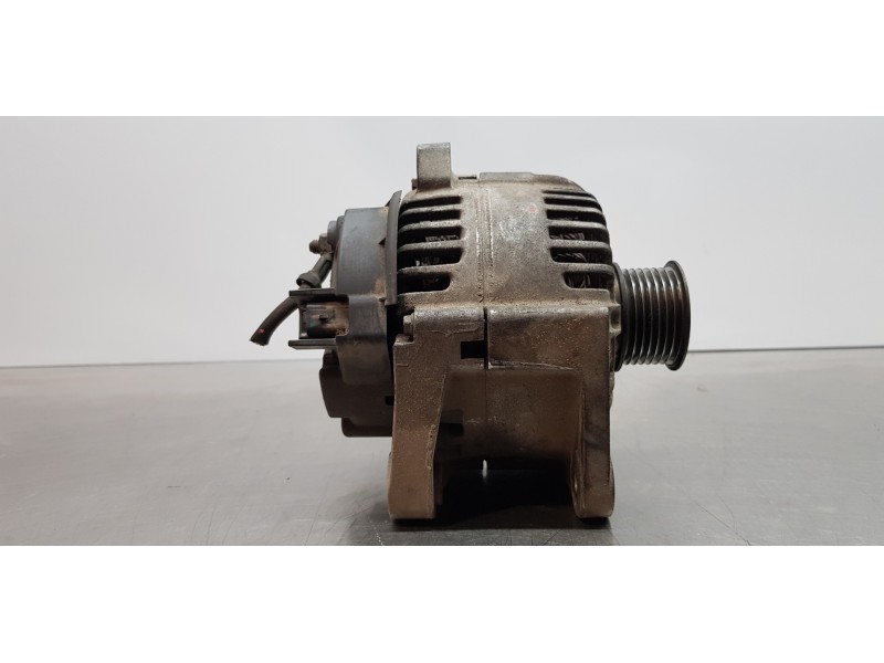 Recambio de alternador para renault megane ii classic berlina confort authentique referencia OEM IAM 8200290215   Recambio de alternador para renault megane ii classic berlina confort authentique referencia OEM IAM 8200290215