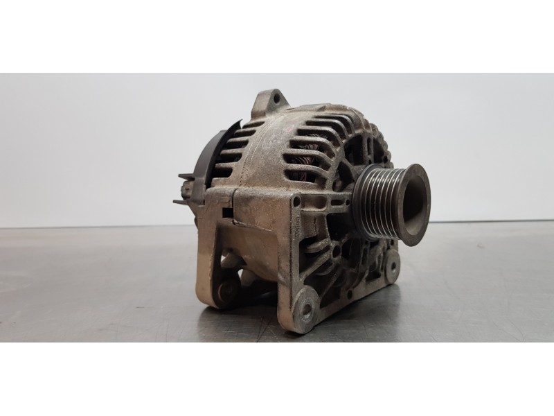 Recambio de alternador para renault megane ii classic berlina confort authentique referencia OEM IAM 8200290215   Recambio de alternador para renault megane ii classic berlina confort authentique referencia OEM IAM 8200290215
