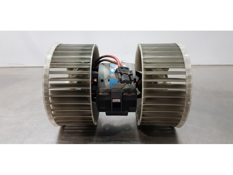 Recambio de motor calefaccion para bmw x3 (e83) xdrive 20d referencia OEM IAM 64113453729  