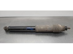 Recambio de amortiguador trasero izquierdo para ssangyong rodius xdi referencia OEM IAM 4530121000