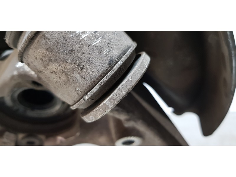 Recambio de mangueta trasera izquierda para audi a8 (4e2) 4.0 tdi quattro referencia OEM IAM 4E0505435C  