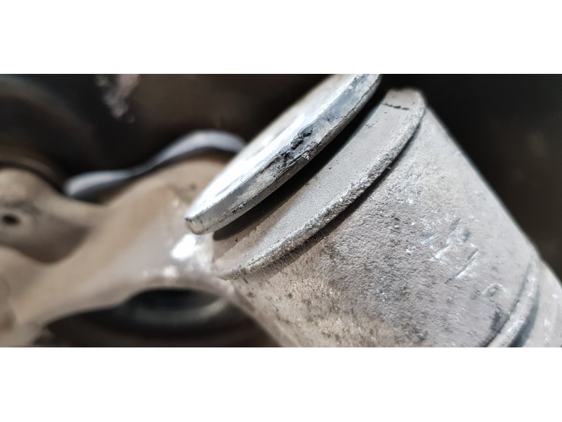 Recambio de mangueta trasera izquierda para audi a8 (4e2) 4.0 tdi quattro referencia OEM IAM 4E0505435C  