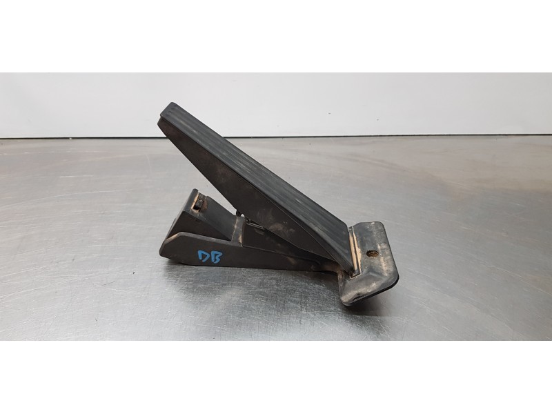 Recambio de potenciometro pedal para bmw x3 (e83) xdrive 20d referencia OEM IAM 35426788633   Recambio de potenciometro pedal para bmw x3 (e83) xdrive 20d referencia OEM IAM 35426788633