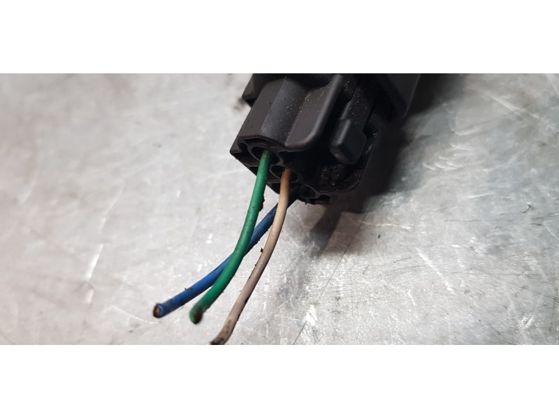 Recambio de rampa inyectora para subaru legacy kombi/outback b14 premium referencia OEM IAM 16670AA010   Recambio de rampa inyectora para subaru legacy kombi/outback b14 premium referencia OEM IAM 16670AA010