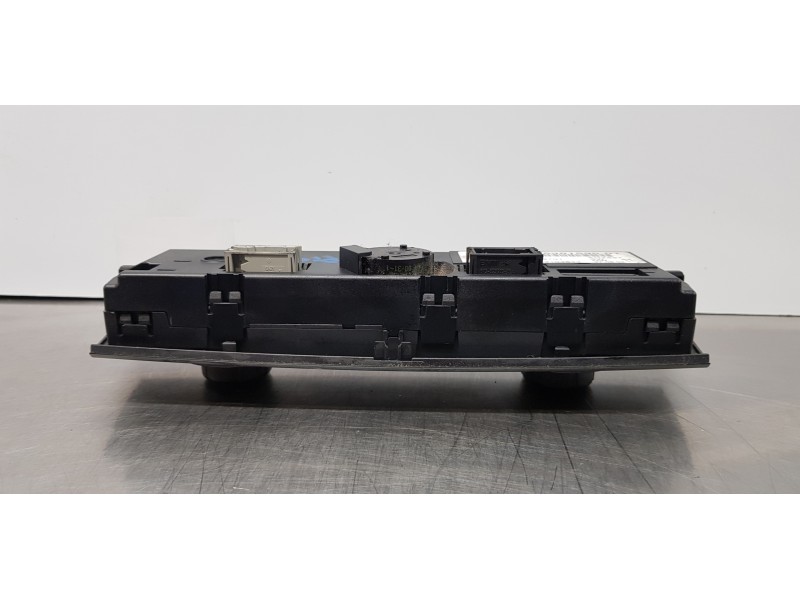 Recambio de mando climatizador para bmw serie 1 berlina (e81/e87) 120d referencia OEM IAM 64116961595   Recambio de mando climatizador para bmw serie 1 berlina (e81/e87) 120d referencia OEM IAM 64116961595