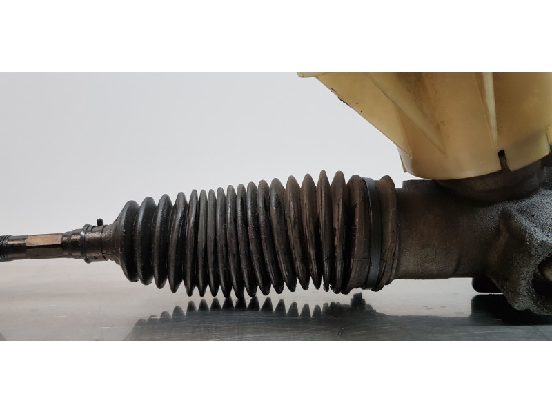 Recambio de cremallera direccion para renault megane ii classic berlina confort authentique referencia OEM IAM 8200088495  