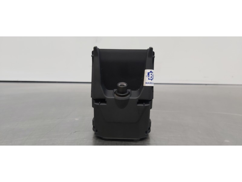 Recambio de modulo electronico para hyundai kona klass 2wd referencia OEM IAM 95740J9100  