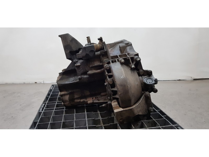 Recambio de caja cambios para peugeot 407 sw st sport referencia OEM IAM 20MB02  