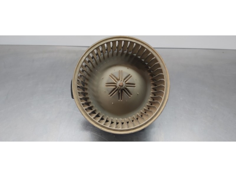 Recambio de motor calefaccion para mercedes clase m (w163) 270 cdi (163.113) referencia OEM IAM A1638204142  