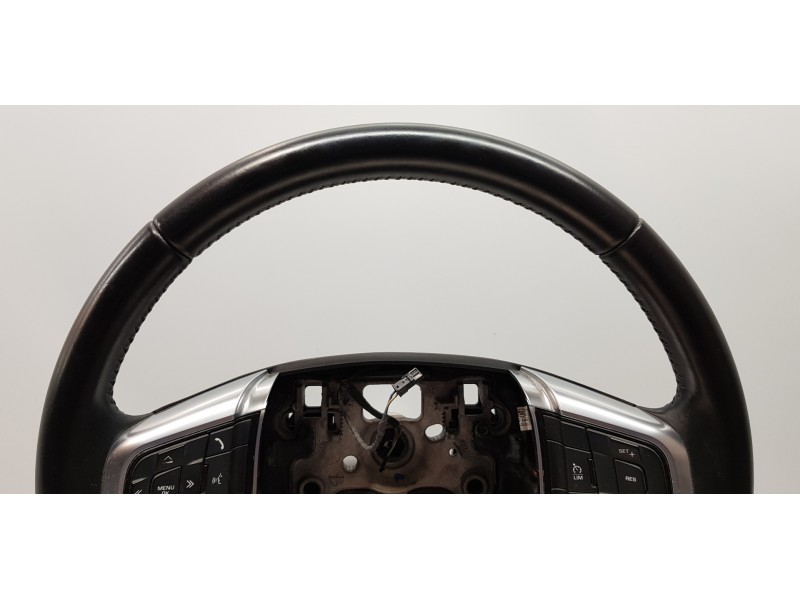 Recambio de volante para land rover discovery sport pure referencia OEM IAM LR079633 FK723F563DD8PVJ FK723L598CD8PVJ