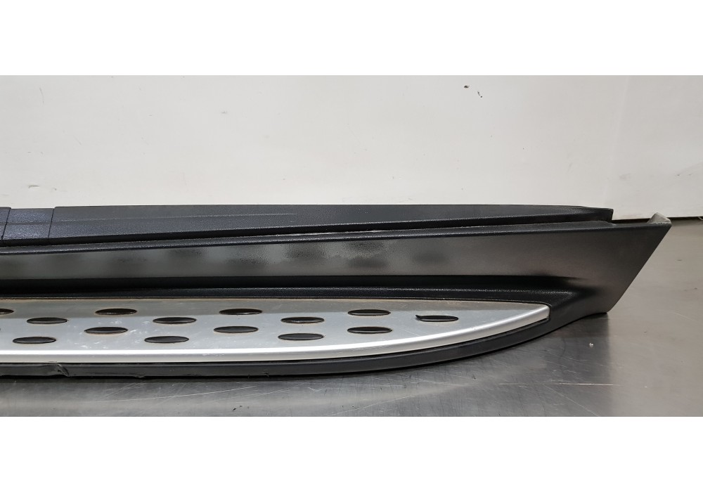 Recambio de estribos laterales para mercedes clase m (w166) ml 350 bluetec (166.004) referencia OEM IAM A1666900175  