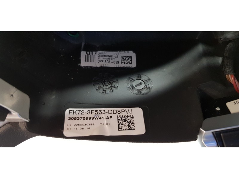 Recambio de volante para land rover discovery sport pure referencia OEM IAM LR079633 FK723F563DD8PVJ FK723L598CD8PVJ