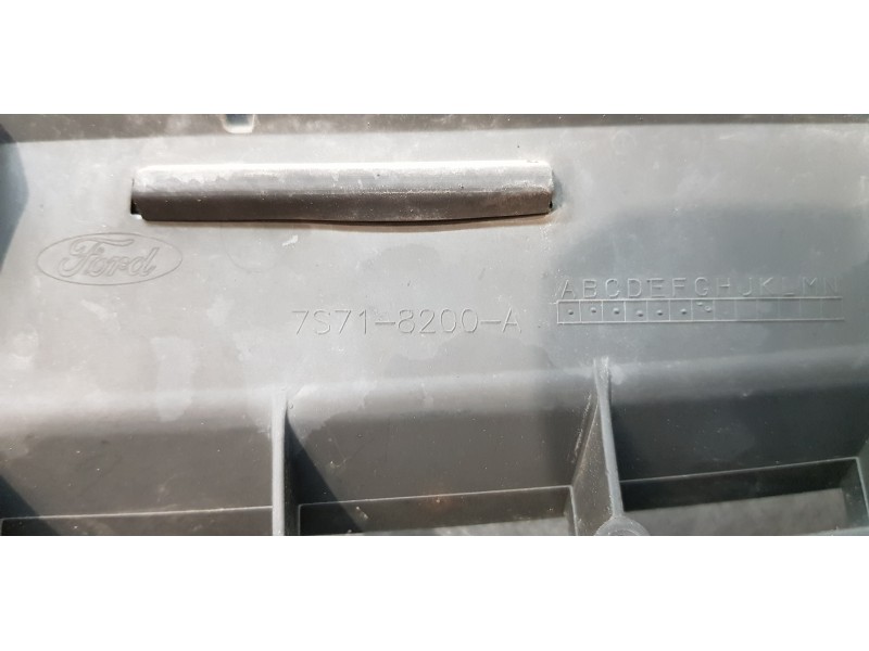 Recambio de rejilla delantera para ford mondeo ber. (ca2) ambiente referencia OEM IAM 7S718200AG   Recambio de rejilla delantera para ford mondeo ber. (ca2) ambiente referencia OEM IAM 7S718200AG