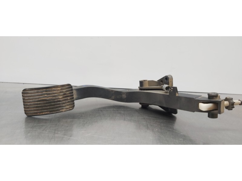 Recambio de potenciometro pedal para mercedes clase m (w163) 270 cdi (163.113) referencia OEM IAM A1633000704 A1693000704 