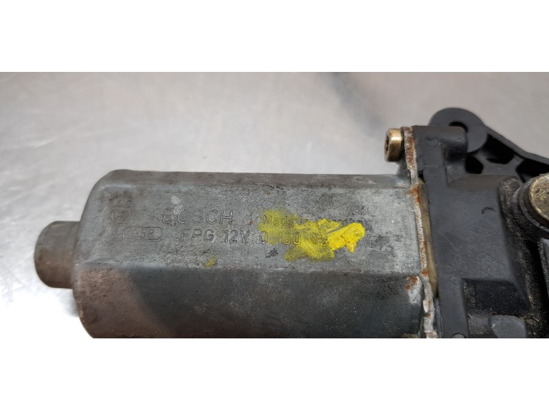 Recambio de elevalunas delantero izquierdo para peugeot 406 berlina (s1/s2) stdt referencia OEM IAM 9221F0  