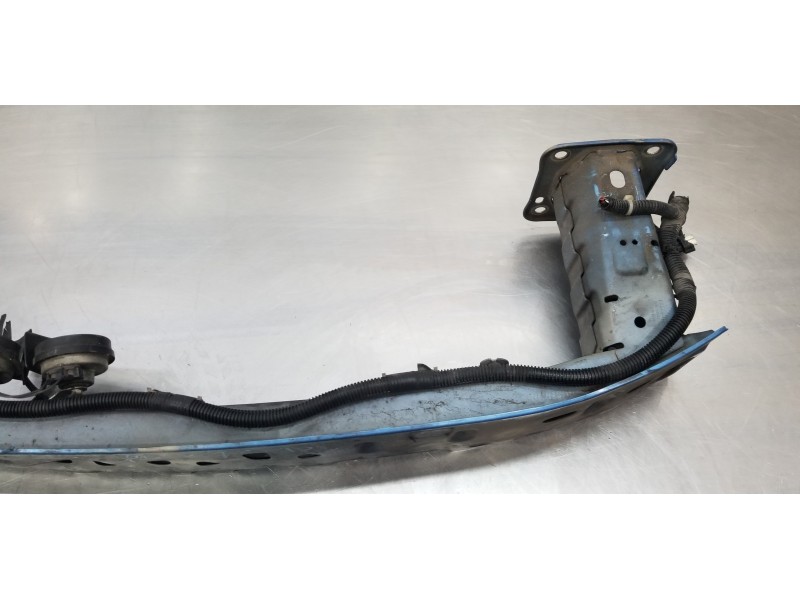 Recambio de refuerzo paragolpes delantero para ford kuga (cbv) trend referencia OEM IAM 1540638 8V41S10922AD  Recambio de refuerzo paragolpes delantero para ford kuga (cbv) trend referencia OEM IAM 1540638 8V41S10922AD