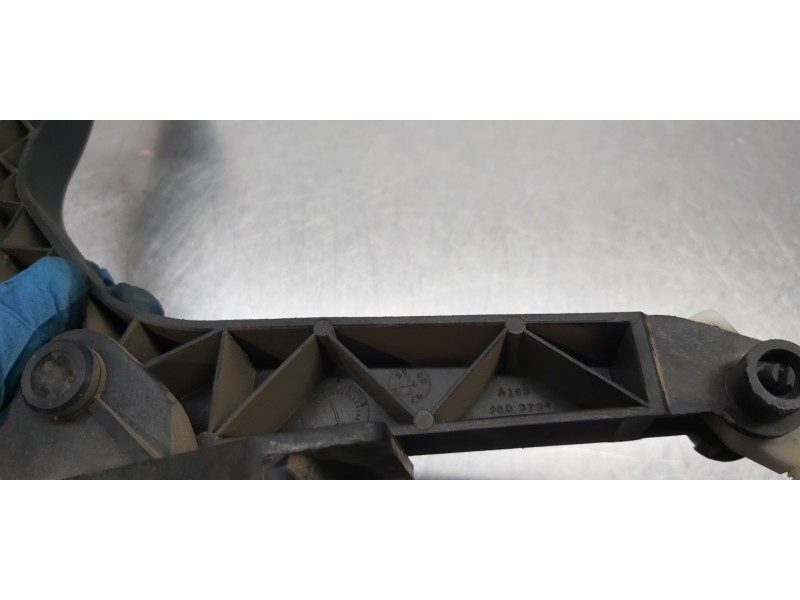 Recambio de potenciometro pedal para mercedes clase m (w163) 270 cdi (163.113) referencia OEM IAM A1633000704 A1693000704 