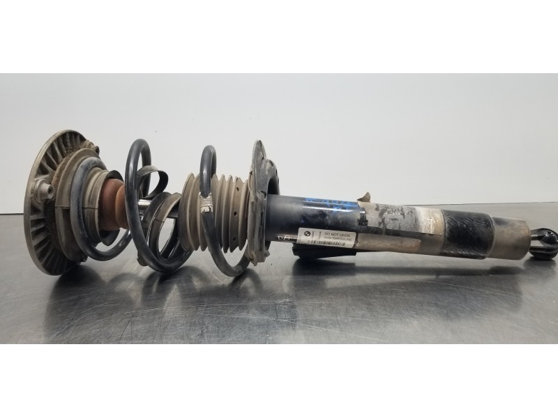 Recambio de amortiguador delantero izquierdo para bmw serie 1 lim. (f20) 118d referencia OEM IAM 31316873723  
