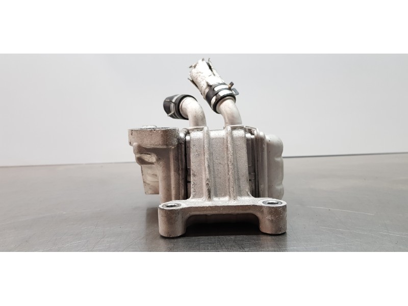 Recambio de enfriador egr para hyundai kona klass 2wd referencia OEM IAM 284162U001 284602U001 