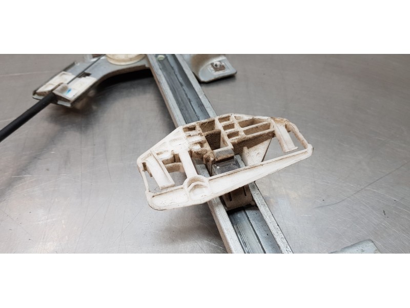 Recambio de elevalunas delantero derecho para peugeot partner (s2) combi plus referencia OEM IAM 9222A4   Recambio de elevalunas delantero derecho para peugeot partner (s2) combi plus referencia OEM IAM 9222A4