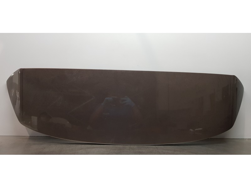 Recambio de aleron trasero para hyundai tucson tecno sky referencia OEM IAM 87211N7000  