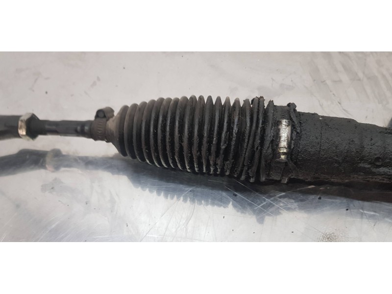 Recambio de cremallera direccion para renault scenic ii confort authentique referencia OEM IAM 8200324632  