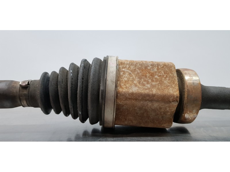 Recambio de transmision delantera derecha para ford kuga (cbv) trend referencia OEM IAM 1594943 8V413B436AC  Recambio de transmision delantera derecha para ford kuga (cbv) trend referencia OEM IAM 1594943 8V413B436AC