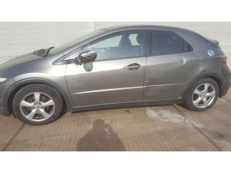 honda civic berlina 5 (fk) del año 2009