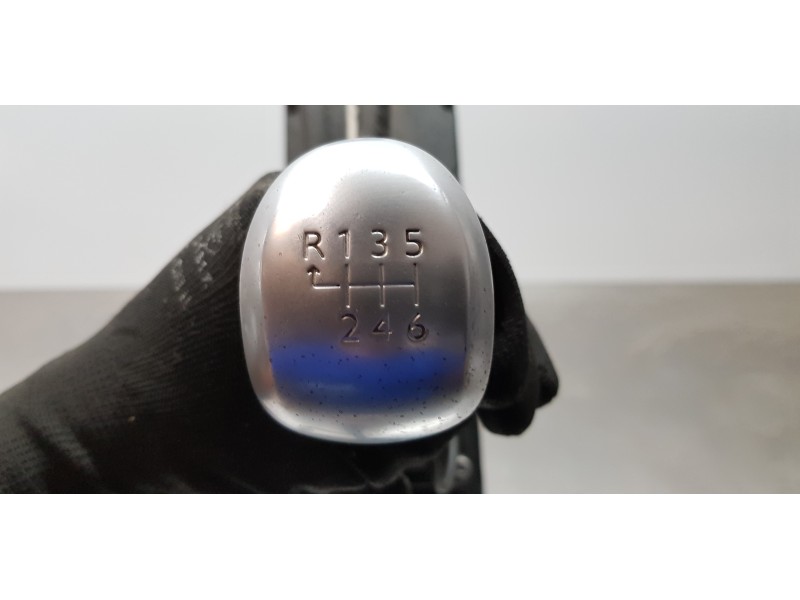 Recambio de palanca cambio para peugeot 308 sw allure referencia OEM IAM 9825223280   Recambio de palanca cambio para peugeot 308 sw allure referencia OEM IAM 9825223280