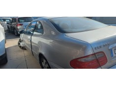 mercedes clase clk (w208) coupe del año 2001 2