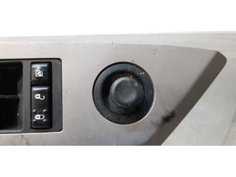 Recambio de mando elevalunas delantero izquierdo para dodge avenger se referencia OEM IAM 4602780AA   Recambio de mando elevalunas delantero izquierdo para dodge avenger se referencia OEM IAM 4602780AA