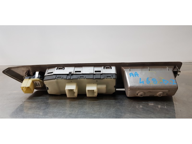 Recambio de mando elevalunas delantero izquierdo para dodge avenger se referencia OEM IAM 4602780AA   Recambio de mando elevalunas delantero izquierdo para dodge avenger se referencia OEM IAM 4602780AA