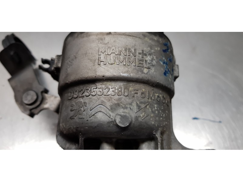 Recambio de soporte filtro aceite para peugeot 308 sw allure referencia OEM IAM 9823532380   Recambio de soporte filtro aceite para peugeot 308 sw allure referencia OEM IAM 9823532380