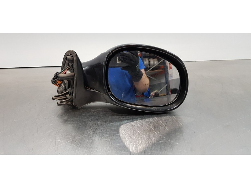 Recambio de retrovisor derecho para citroen xsara picasso 1.6 hdi 90 exclusive referencia OEM IAM 815351  