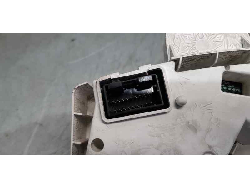 Recambio de cuadro instrumentos para jeep gr. cherokee (wh) 3.0 crd laredo referencia OEM IAM 05172306AD  