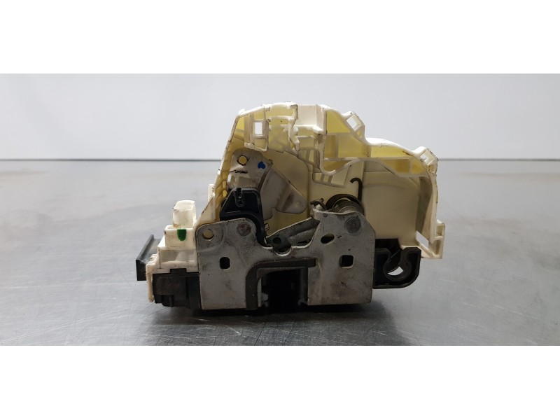 Recambio de cerradura puerta delantera izquierda para dodge journey se referencia OEM IAM P04589693AA   Recambio de cerradura puerta delantera izquierda para dodge journey se referencia OEM IAM P04589693AA