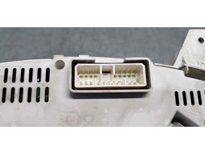 Recambio de cuadro instrumentos para jeep gr. cherokee (wh) 3.0 crd laredo referencia OEM IAM 05172306AD  