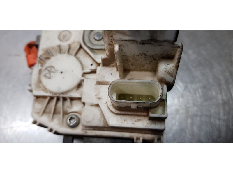 Recambio de cerradura puerta delantera izquierda para dodge journey se referencia OEM IAM P04589693AA   Recambio de cerradura puerta delantera izquierda para dodge journey se referencia OEM IAM P04589693AA