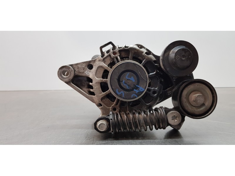 Recambio de alternador para hyundai kona klass 2wd referencia OEM IAM 373002U200  