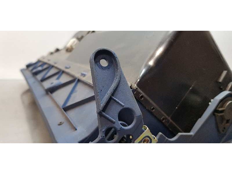 Recambio de guantera para audi tt (8n3/8n9) 1.8 t coupe (132kw) referencia OEM IAM 8N1857095B   Recambio de guantera para audi tt (8n3/8n9) 1.8 t coupe (132kw) referencia OEM IAM 8N1857095B