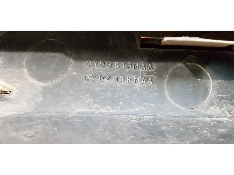 Recambio de rejilla delantera para dodge avenger se referencia OEM IAM YW40WS2AA   Recambio de rejilla delantera para dodge avenger se referencia OEM IAM YW40WS2AA