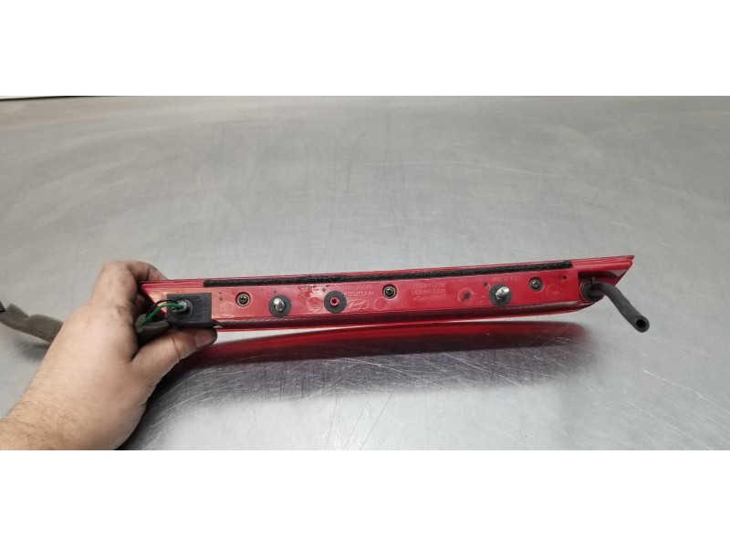 Recambio de luz central de freno para hyundai ix35 style 2wd referencia OEM IAM 927002Y000   Recambio de luz central de freno para hyundai ix35 style 2wd referencia OEM IAM 927002Y000