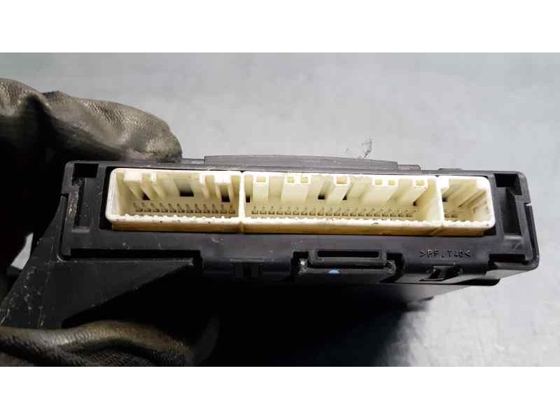 Recambio de modulo electronico para toyota verso active referencia OEM IAM 886500F160  