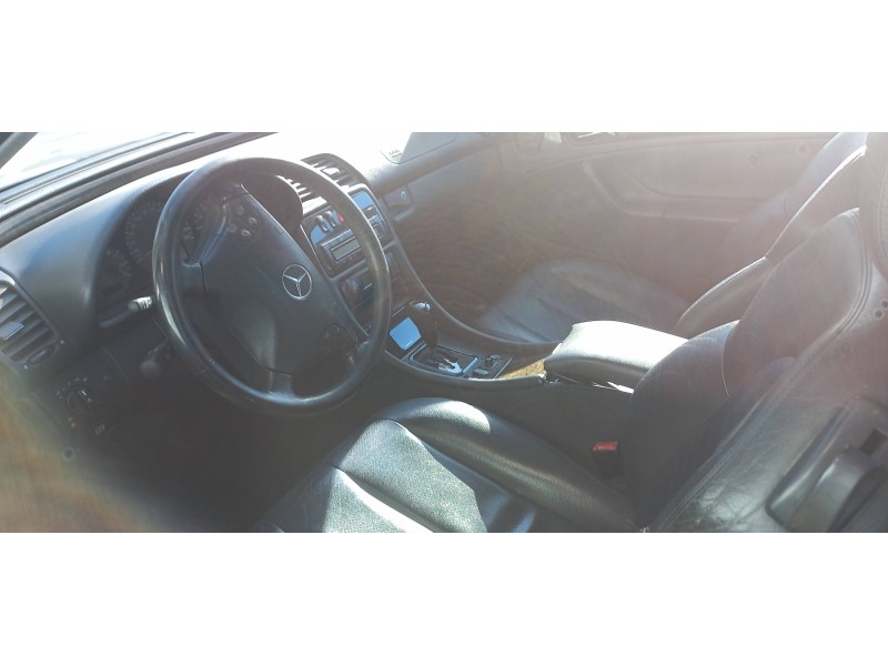 mercedes clase clk (w208) coupe del año 2001