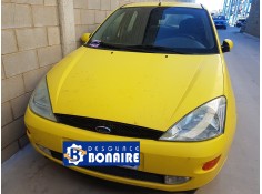 ford focus berlina (cak) del año 2000