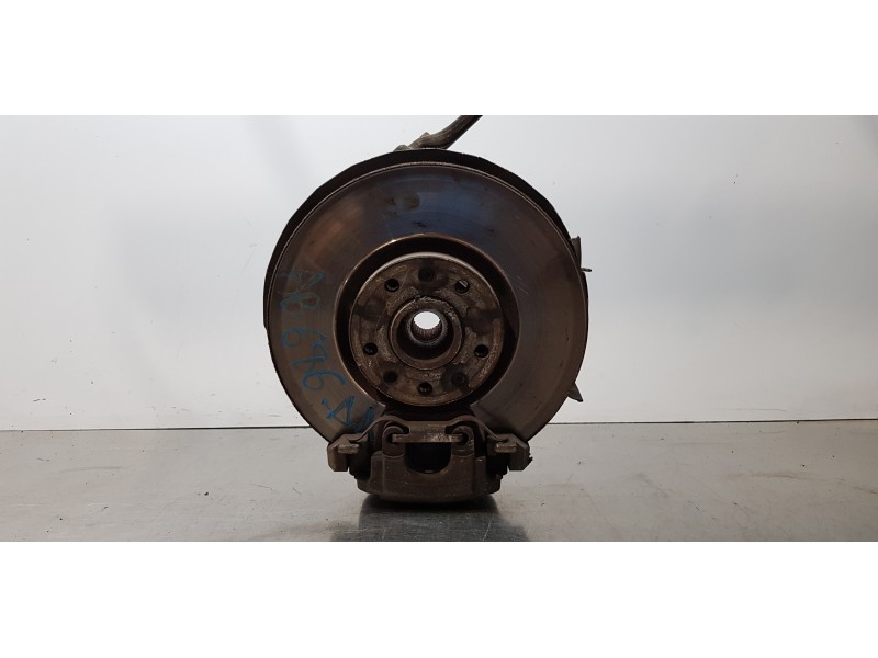 Recambio de mangueta delantera derecha para citroen c4 grand picasso shine referencia OEM IAM 1610138080  