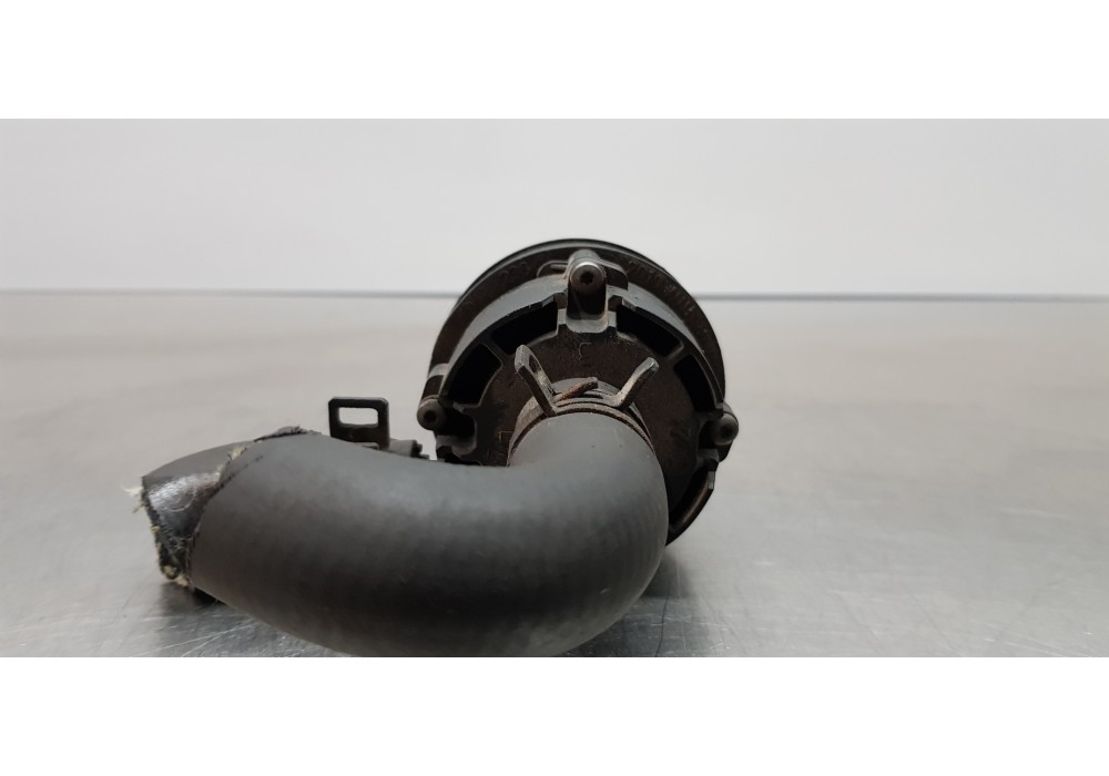 Recambio de bomba agua para mercedes clase b (w246) b 200 cdi be (246.201) referencia OEM IAM A0005000686  